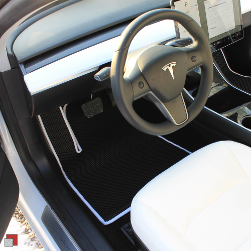 Tesla Model 3 dywaniki czarne białe